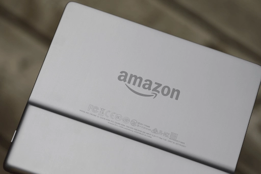 Regulatory messages on the original Amazon Kindle Oasis (2017).